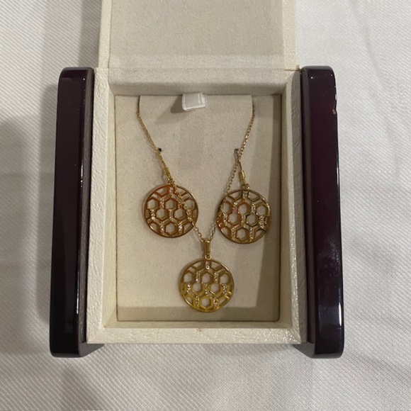 OPULUX Gold Over Sterling Silver Necklace & Earrings Set in the Box - Picture 1 of 7